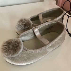 Toddler Pom Pom dressy Shoes